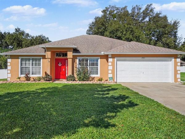 2303 WEATHERED WOOD DRIVE , LEESBURG, FL 34748