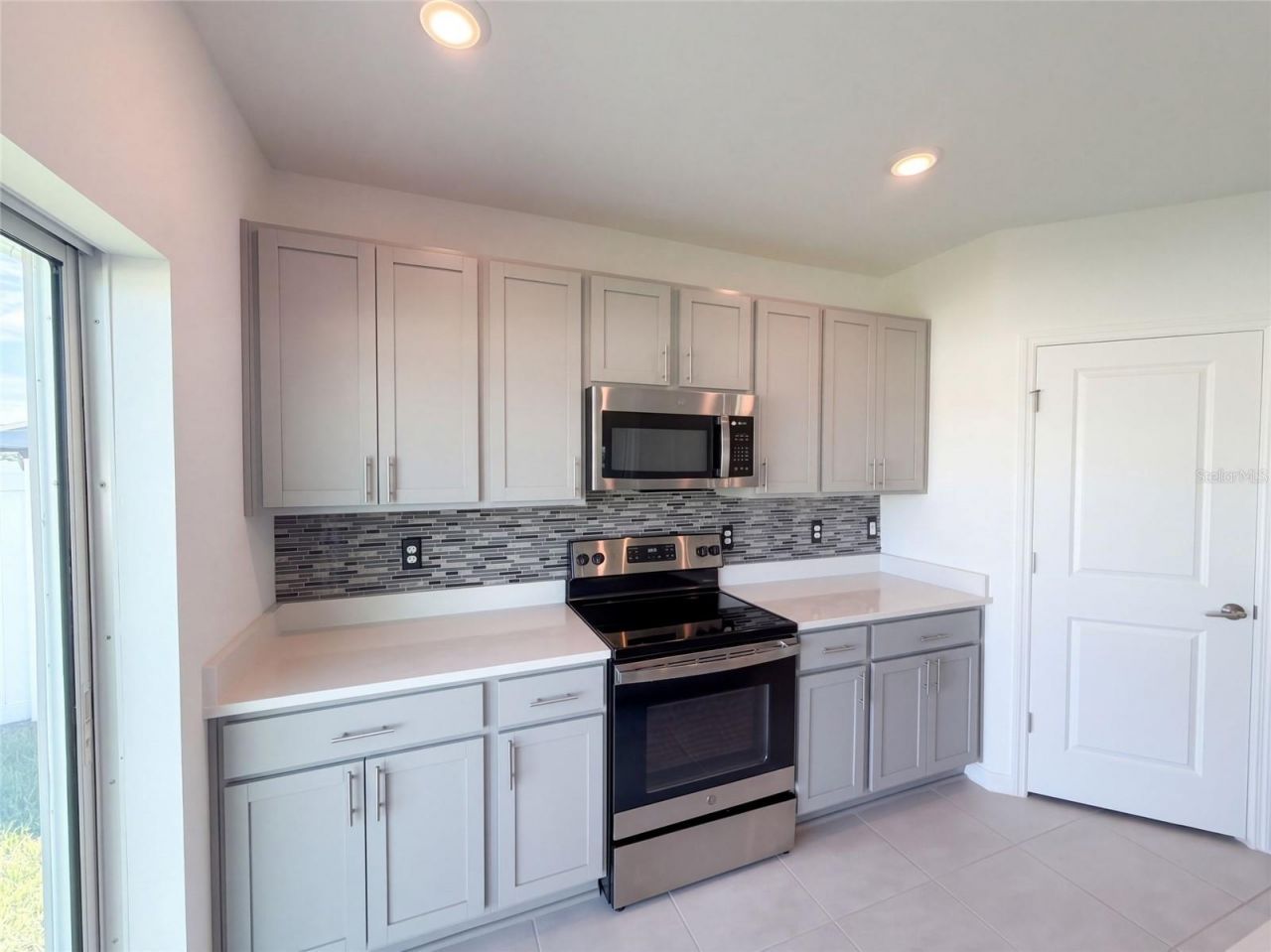 124 Citrine Loop , Kissimmee, FL 34758 Photo