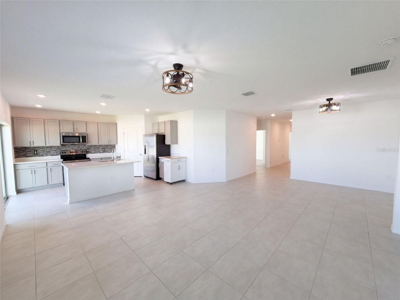 124 Citrine Loop , Kissimmee, FL 34758 Photo