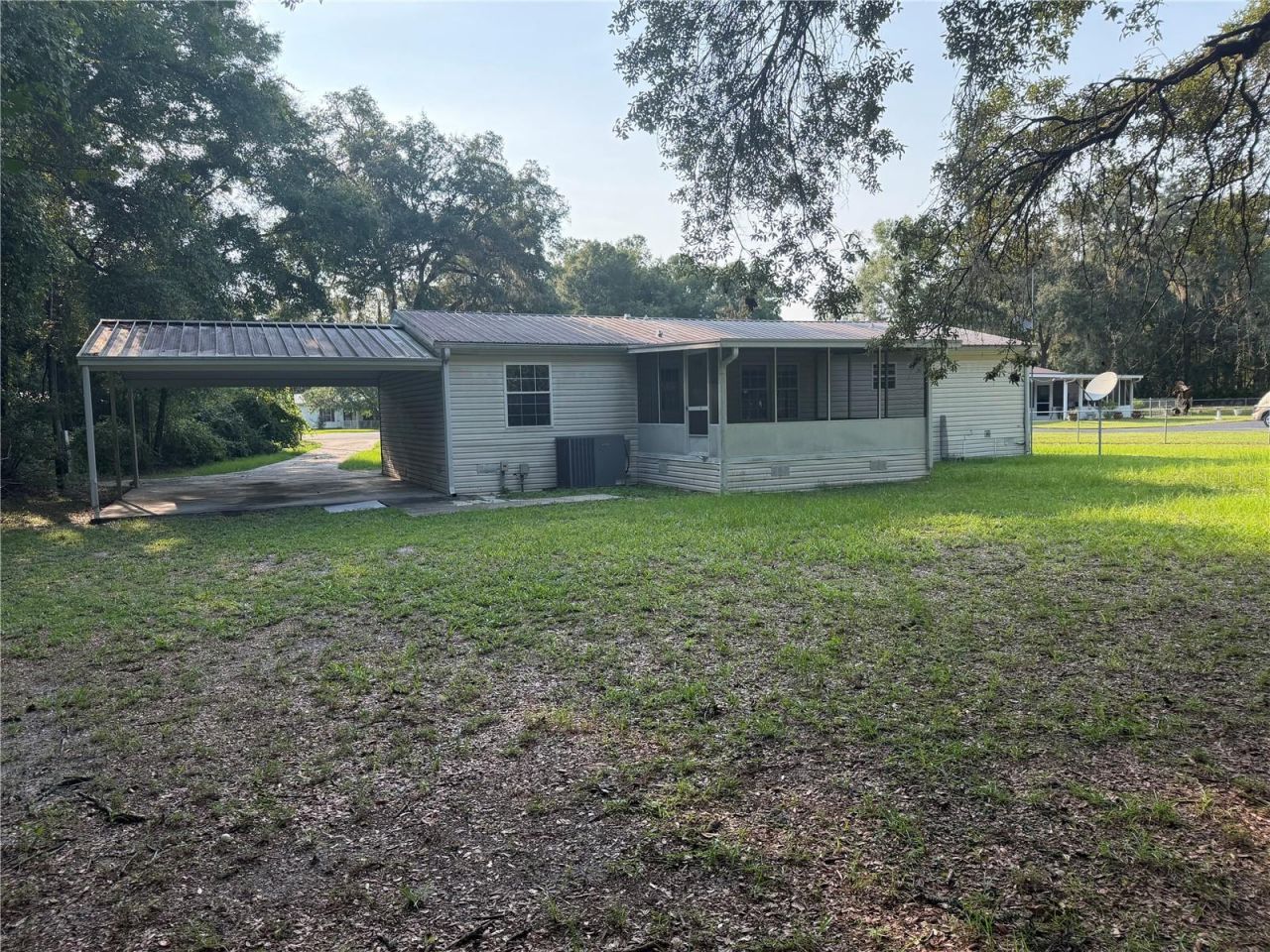 17131 NW 83rd Court , Fanning Springs, FL 32693 Photo