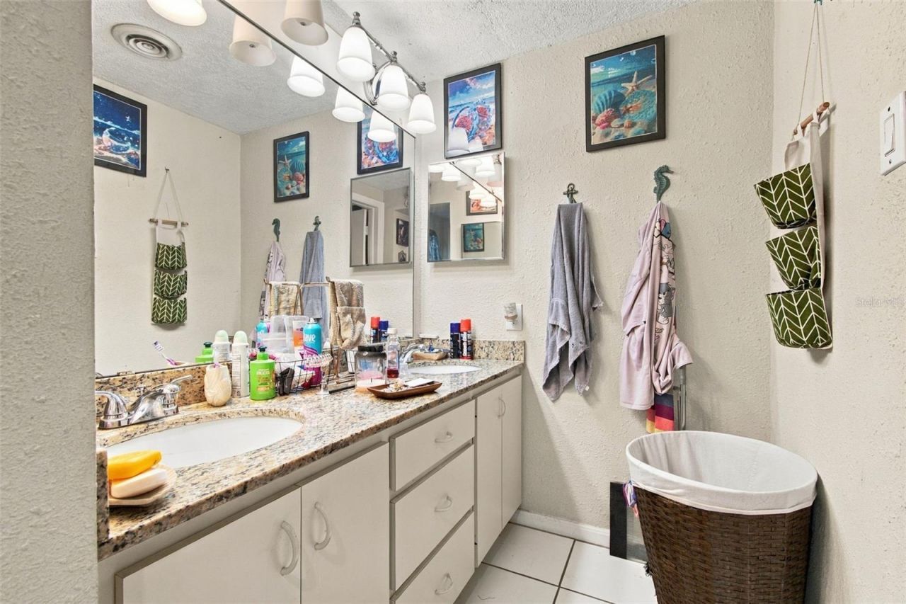 2236 Alice Road, Sarasota, FL 34231 Photo
