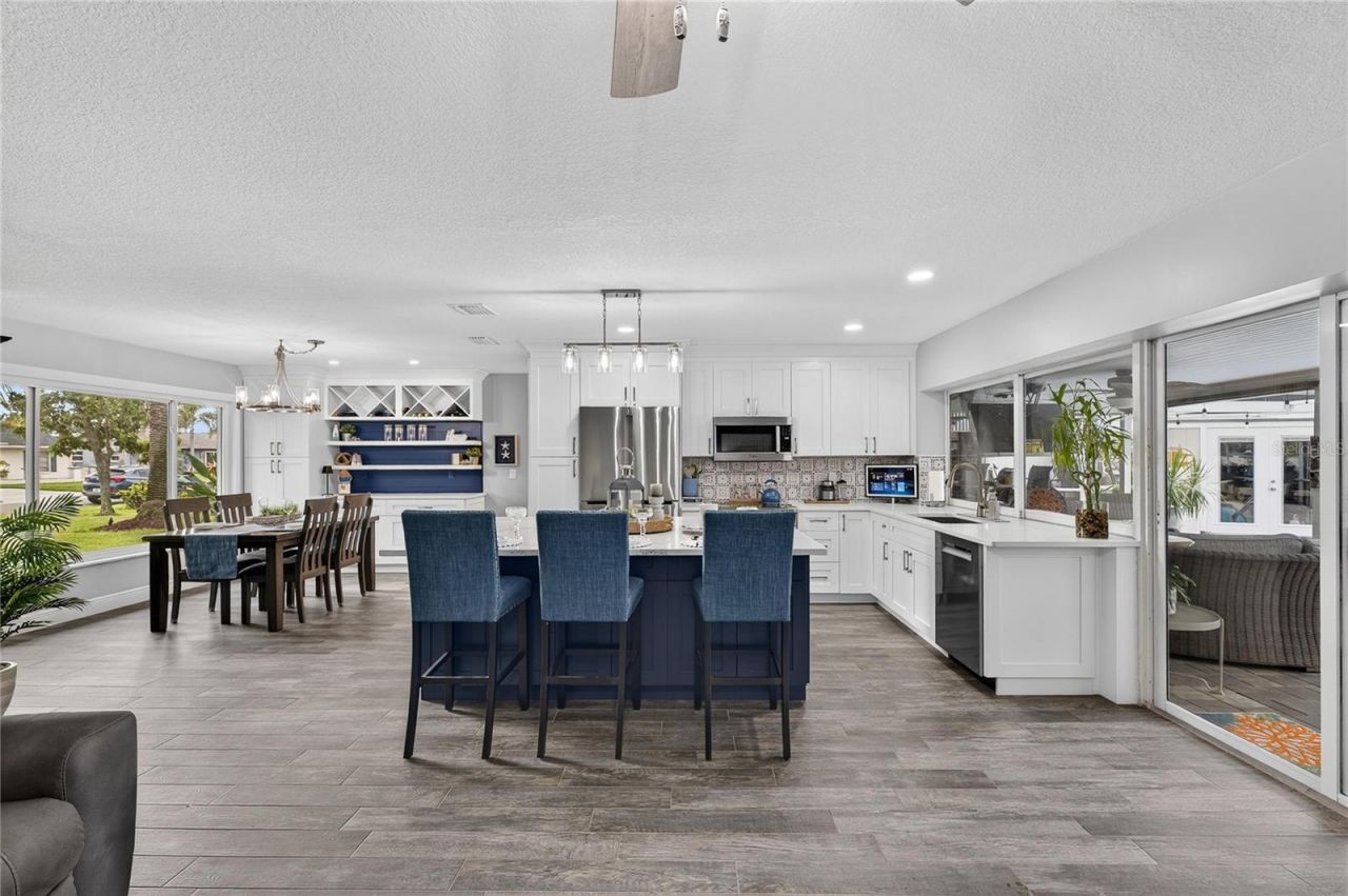 6510 Solitaire Palm Way , Apollo Beach, FL 33572 Photo
