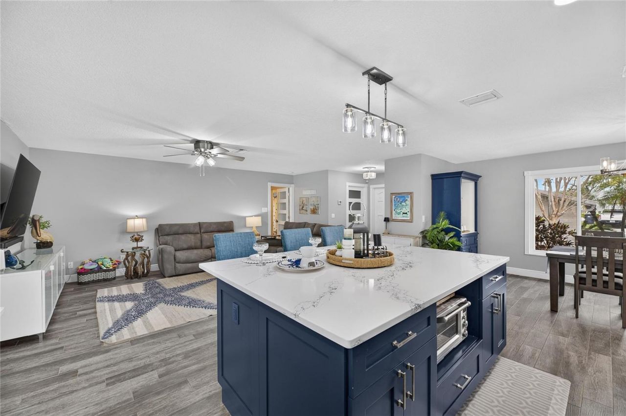 6510 Solitaire Palm Way , Apollo Beach, FL 33572 Photo