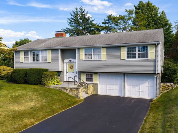 81 Old Pasture Rd, Cohasset, MA 02025