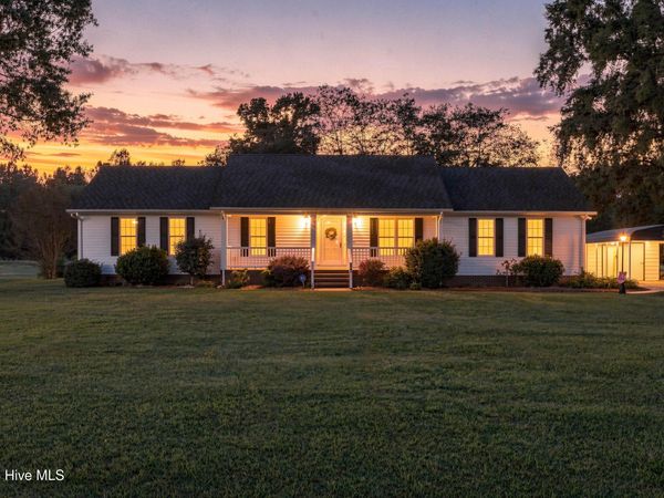 344 Ludie Brown Road, Chinquapin, NC 28521