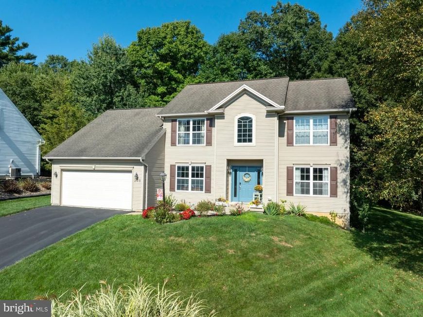 208 Hunter Wood Way, Port Matilda, PA 16870 Main Photo