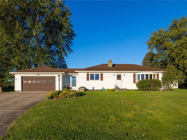 2049 Maple Street Road , Lyons, NY 14489
