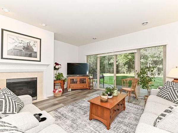 1610 Gabriel Dr, Unit 7, Waukesha, WI 53188