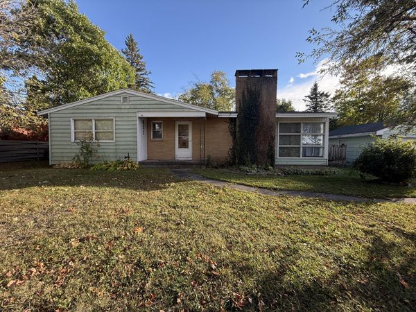 651 Dillon ST, Sault Ste Marie, MI 49783