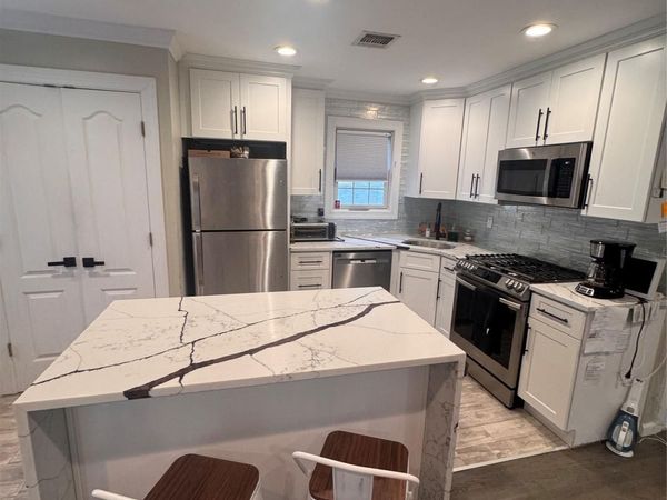 68 Brookline Avenue , Unit Main floor, East Atlantic Beach, NY 11561