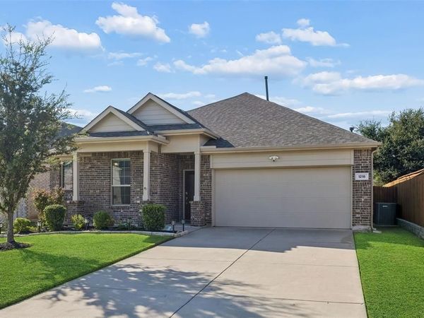 1218 Seurat Court , Little Elm, TX 75068