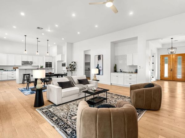 101 Gabriel Woods DR, Georgetown, TX 78633