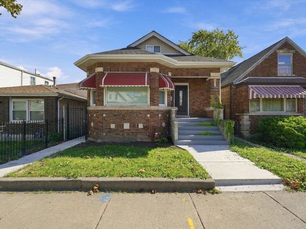 10453 S Indiana Avenue, Chicago, IL 60628