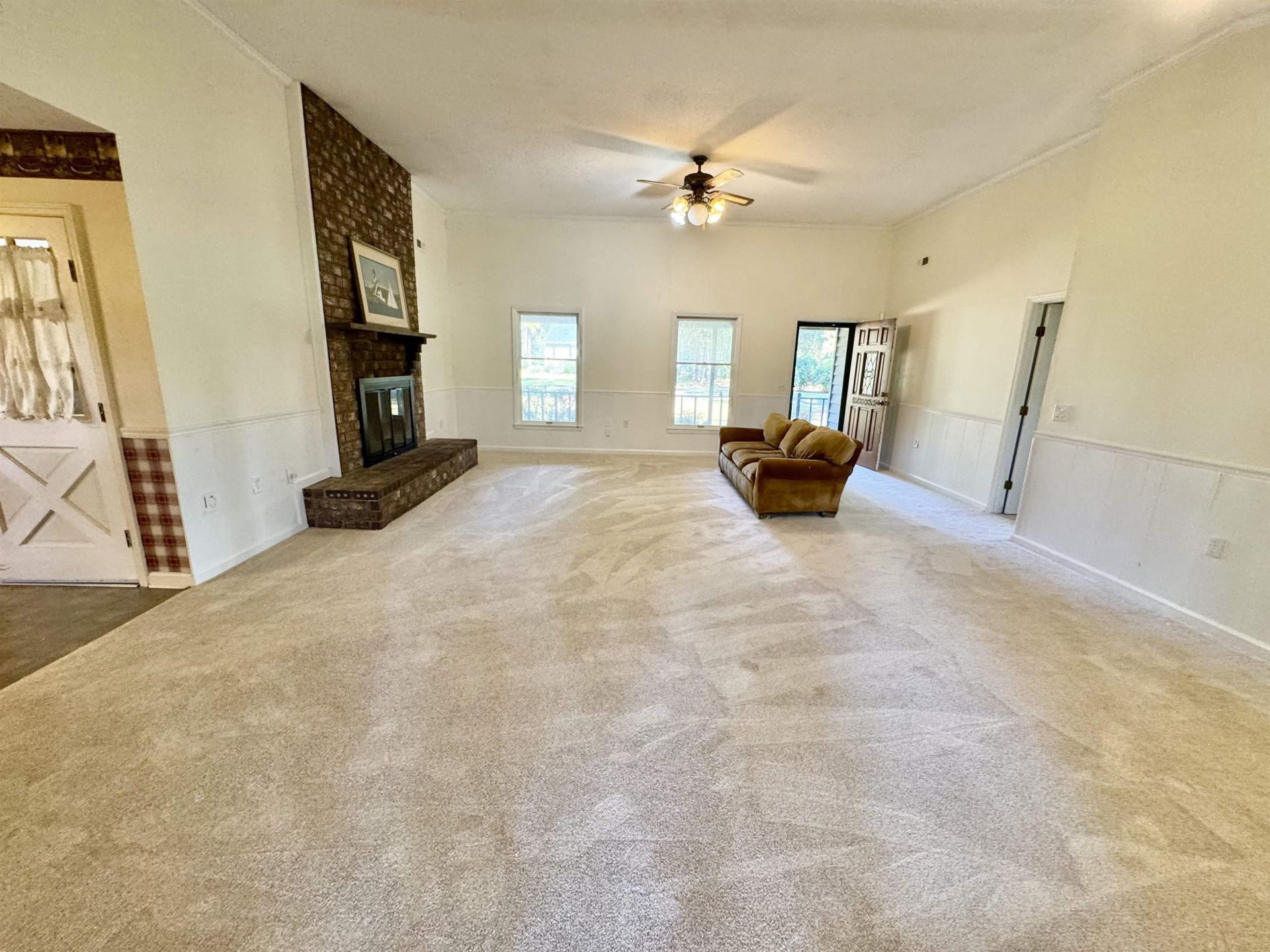 44 Patriot Ln.  Photo 4