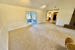 44 Patriot Ln.  photo 4