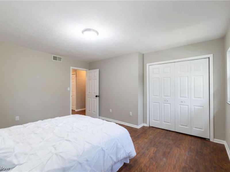 20199 Grannis Road, Fairview Park, OH 44126 Photo 31