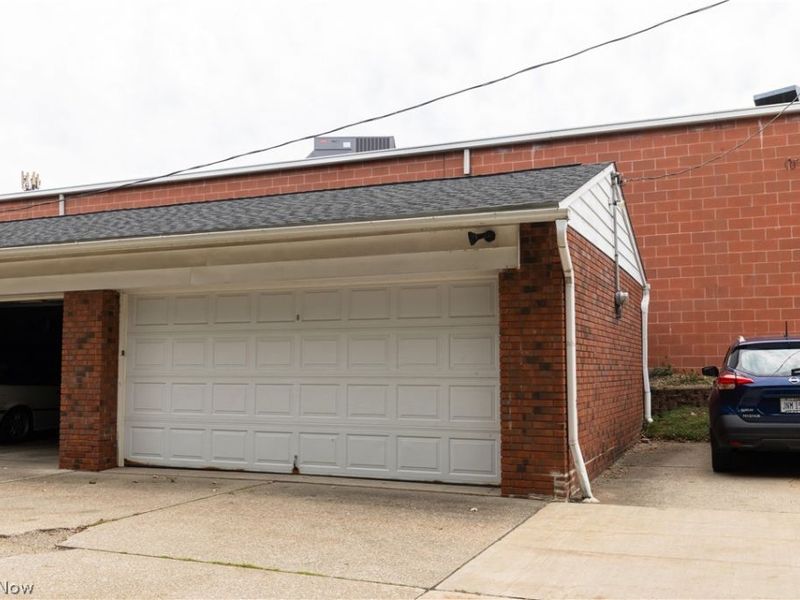 20199 Grannis Road, Fairview Park, OH 44126 Photo 37
