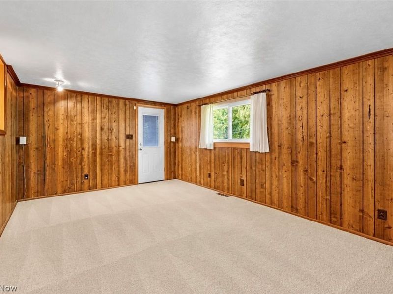 6553 Arden Avenue, Brook Park, OH 44142 Photo 13