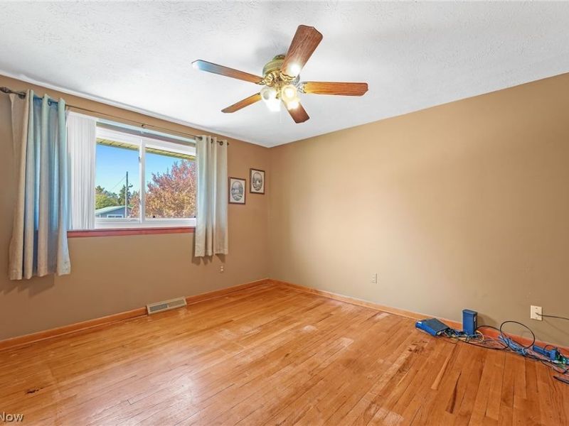 6553 Arden Avenue, Brook Park, OH 44142 Photo 19
