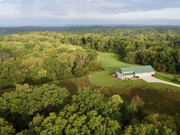 16168 Scenic Ridge Road, SAVANNA, IL 61074