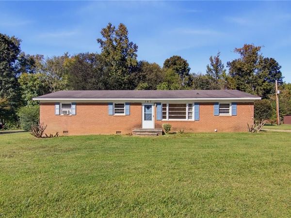 167 Brook Drive , Mocksville, NC 27028