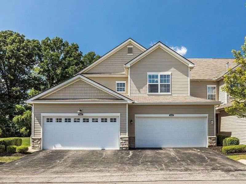 9065 Polaris Lakes Drive, Columbus, OH 43240 Photo 3