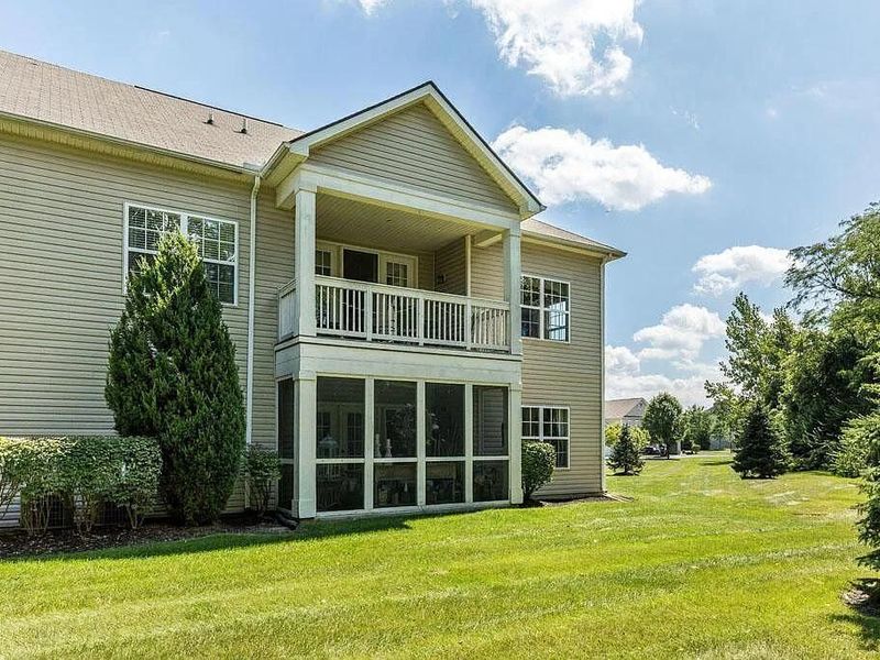 9065 Polaris Lakes Drive, Columbus, OH 43240 Photo 5