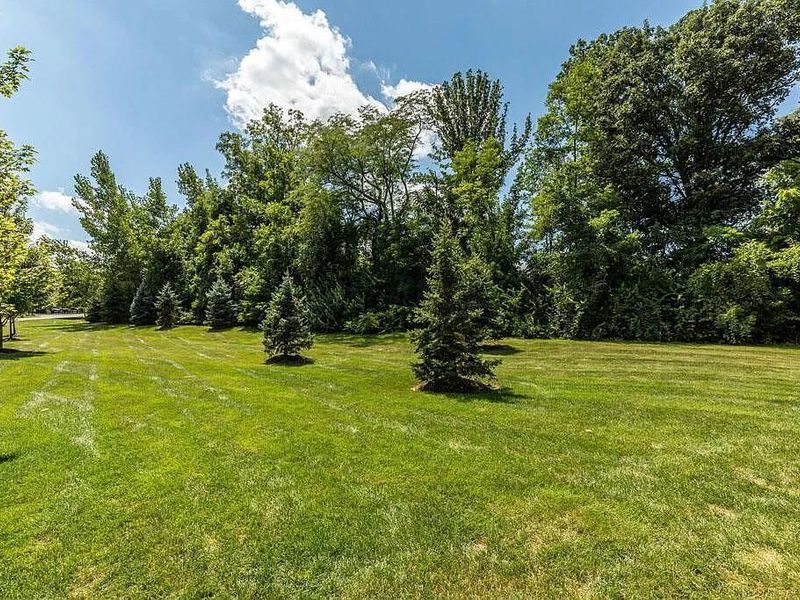 9065 Polaris Lakes Drive, Columbus, OH 43240 Photo 7