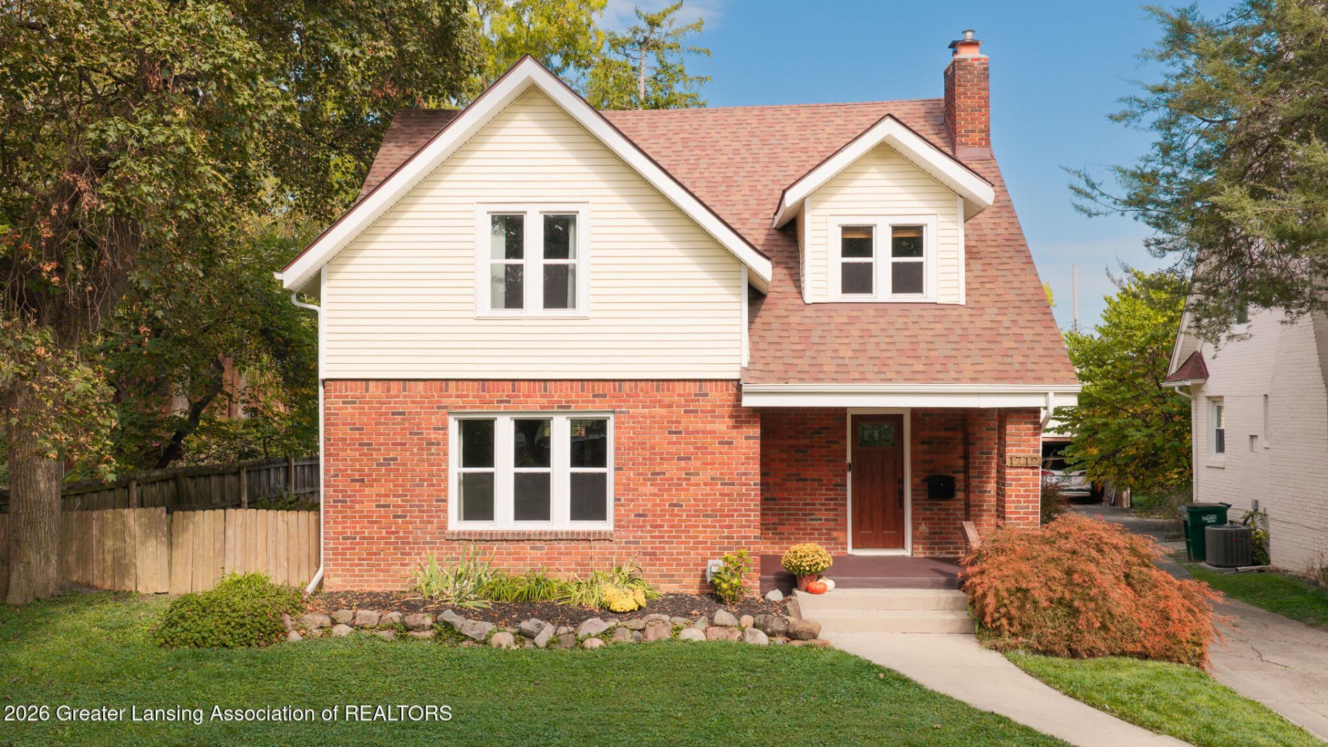 1712 W Lenawee Street, Lansing, MI 48915 Main Photo
