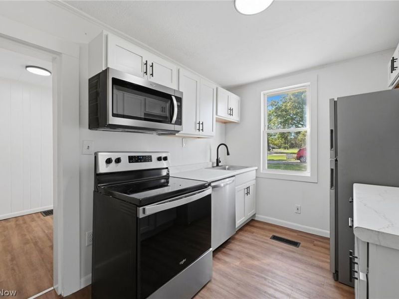 18 Edison Street, Oberlin, OH 44074 Photo 5