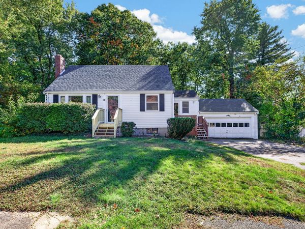 12 Hillsdale Road, Holbrook, MA 02343