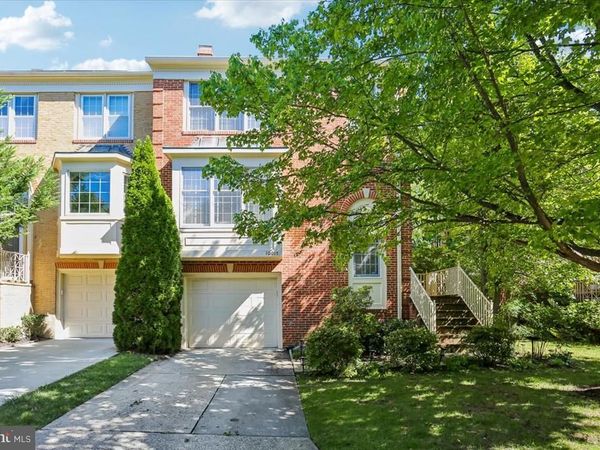 10015 STERLING TERRACE, ROCKVILLE, MD 20850