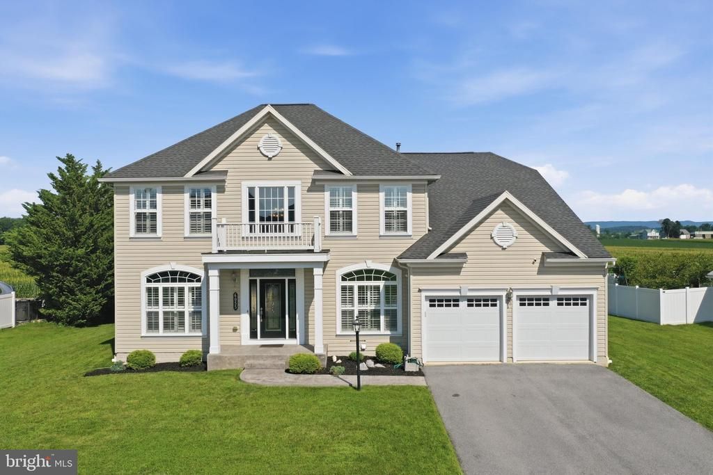 6055 MOUNTAIN VIEW DRIVE, CHAMBERSBURG, PA 17202
