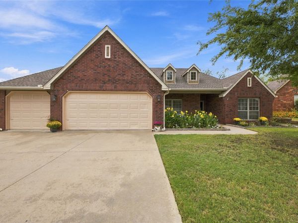 12803 E 69th Street N, Owasso, OK 74055