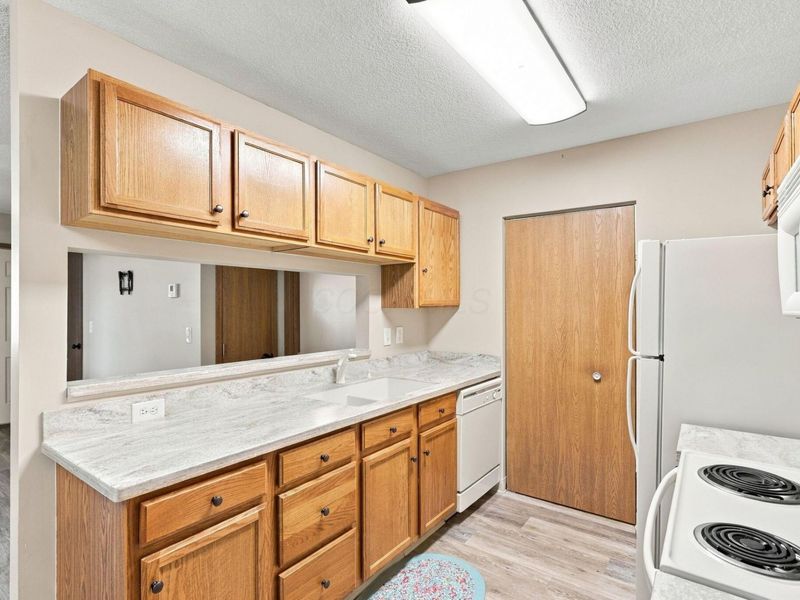 3732 Colony Hill Drive , Zanesville, OH 43701 Photo 10