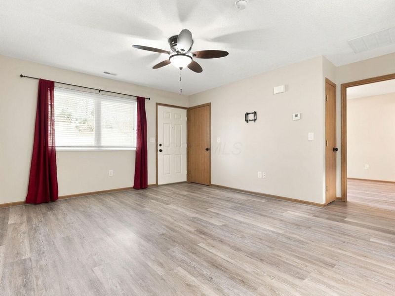 3732 Colony Hill Drive , Zanesville, OH 43701 Photo 6