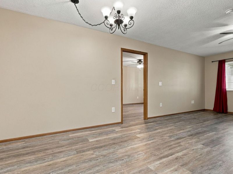 3732 Colony Hill Drive , Zanesville, OH 43701 Photo 9