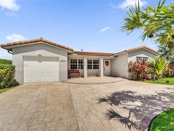 5509 Jefferson St , Hollywood, FL 33021
