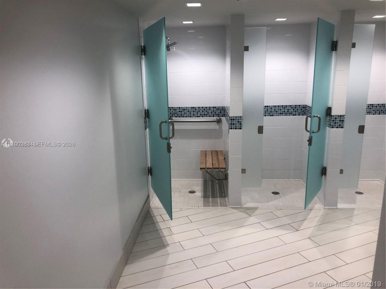 2500 Parkview Dr , Unit 517, Hallandale Beach, FL 33009 Photo
