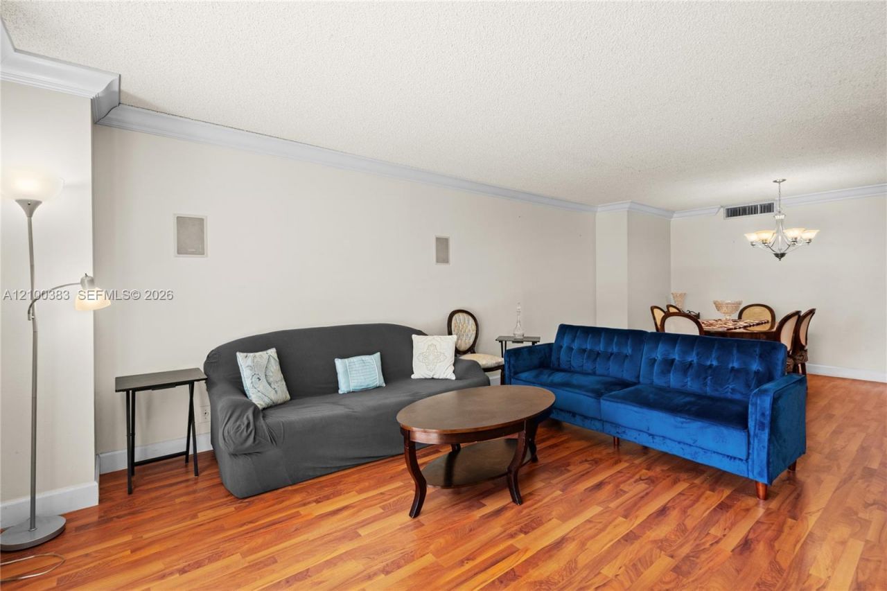 2500 Parkview Dr , Unit 517, Hallandale Beach, FL 33009 Photo