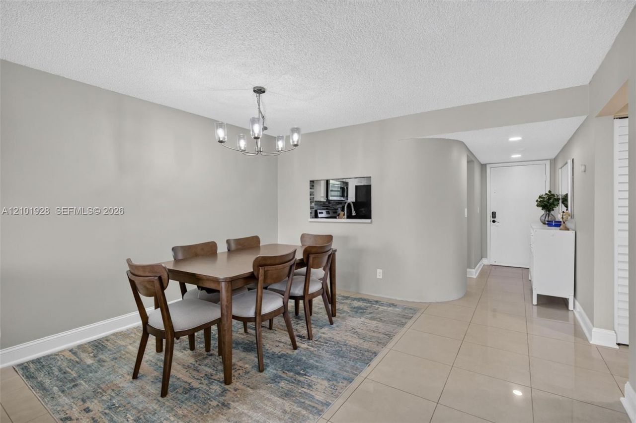 4025 N Nob Hill Rd , Unit 107, Sunrise, FL 33351 Photo