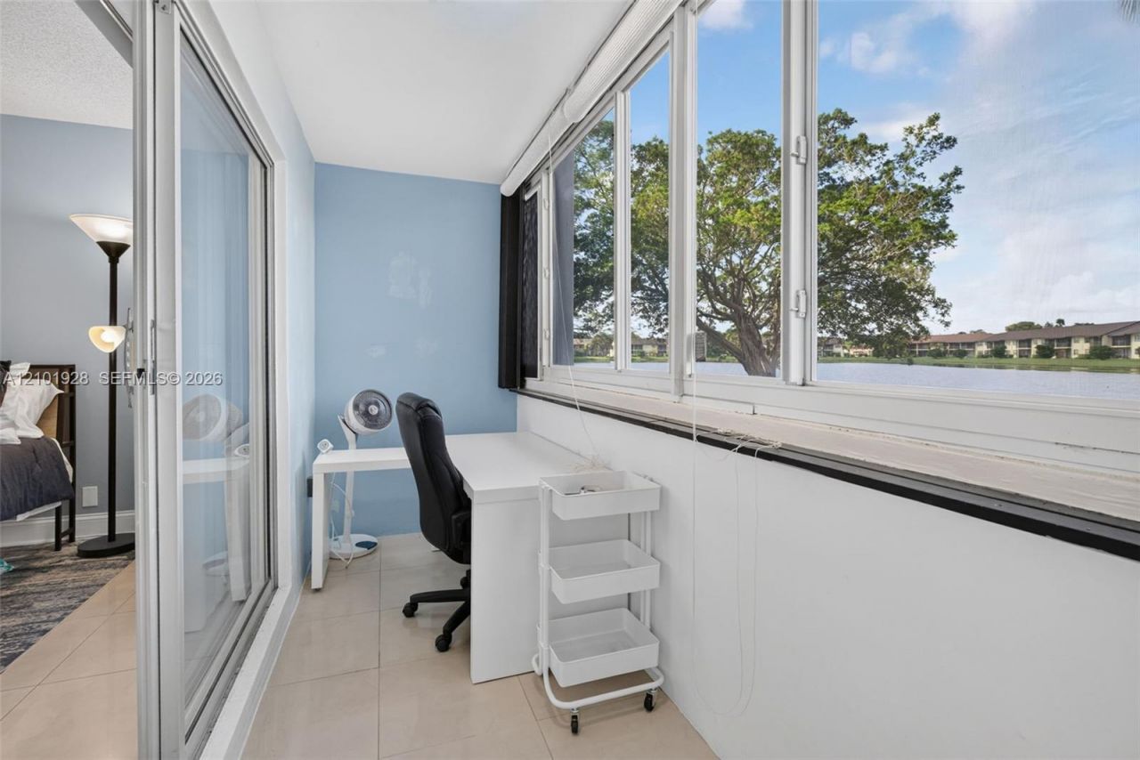 4025 N Nob Hill Rd , Unit 107, Sunrise, FL 33351 Photo