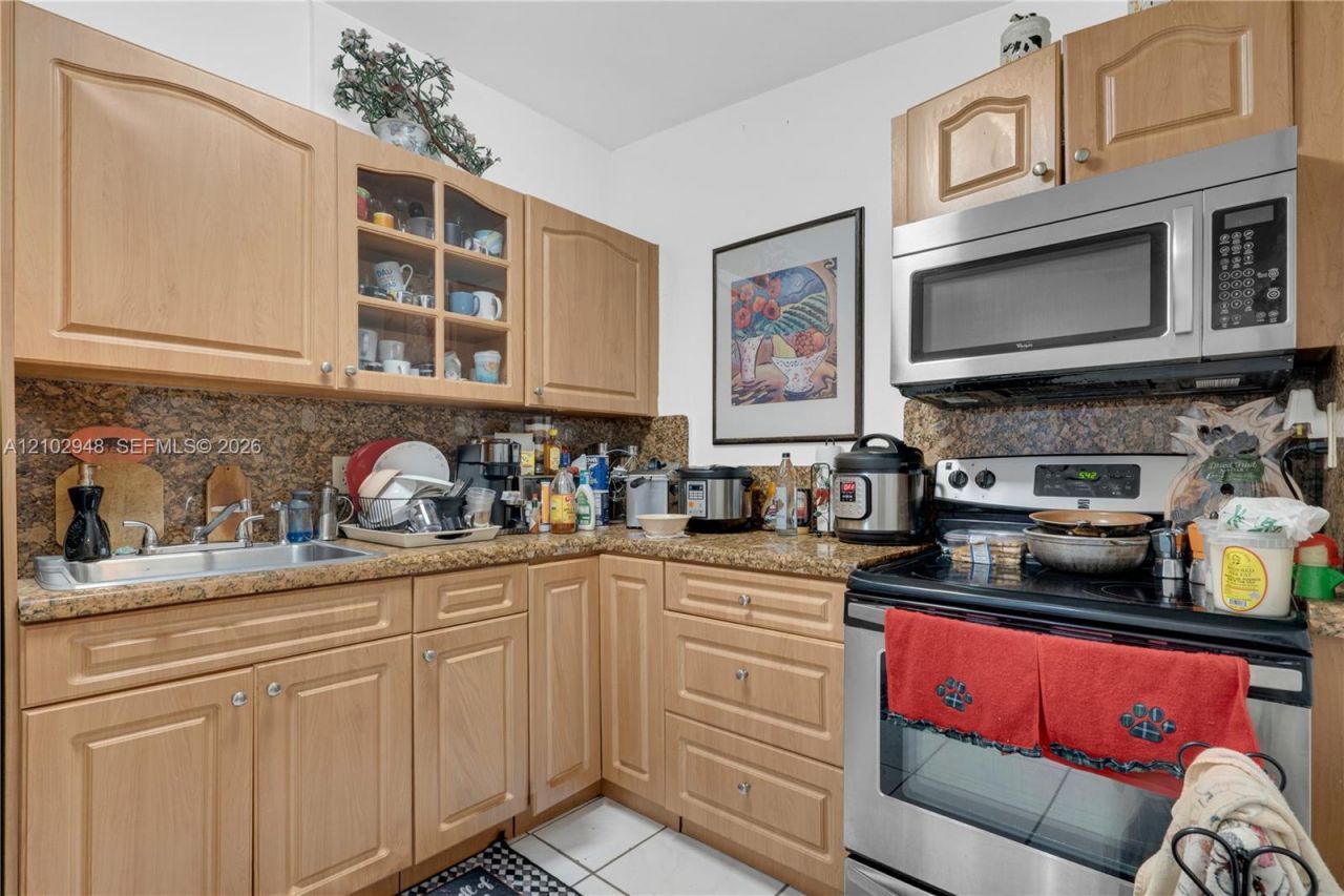 11525 SW 49th Ter , Miami, FL 33165 Photo