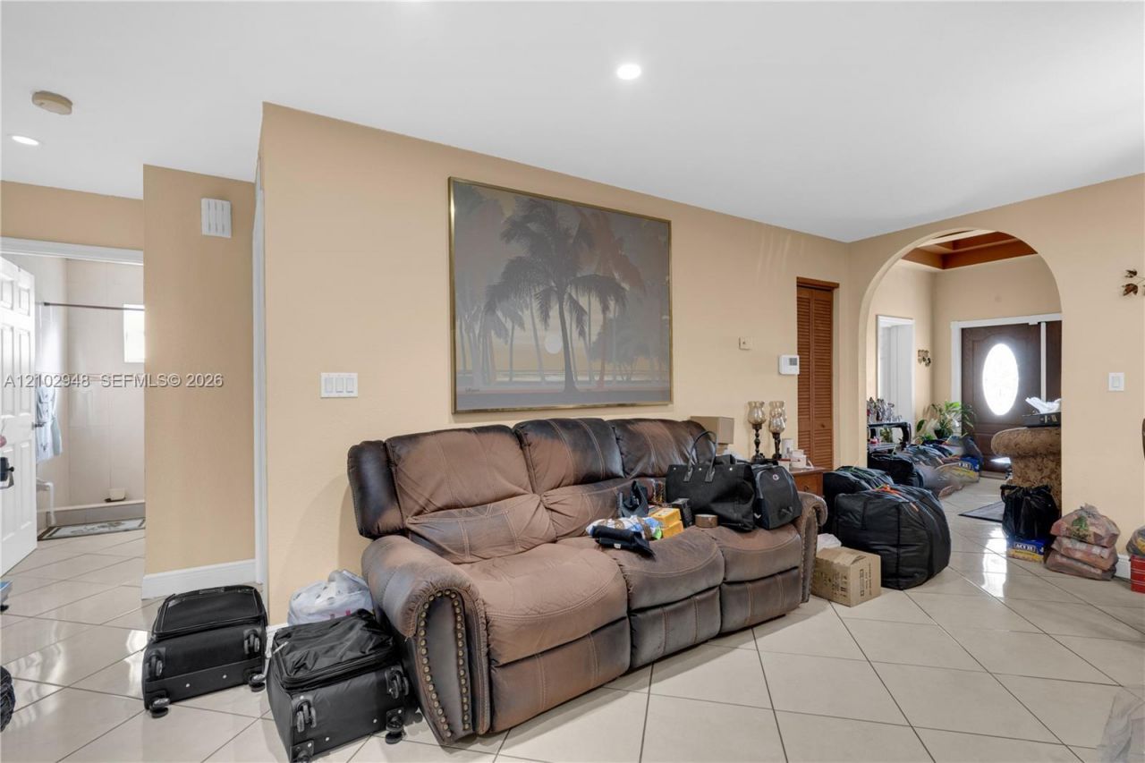 11525 SW 49th Ter , Miami, FL 33165 Photo