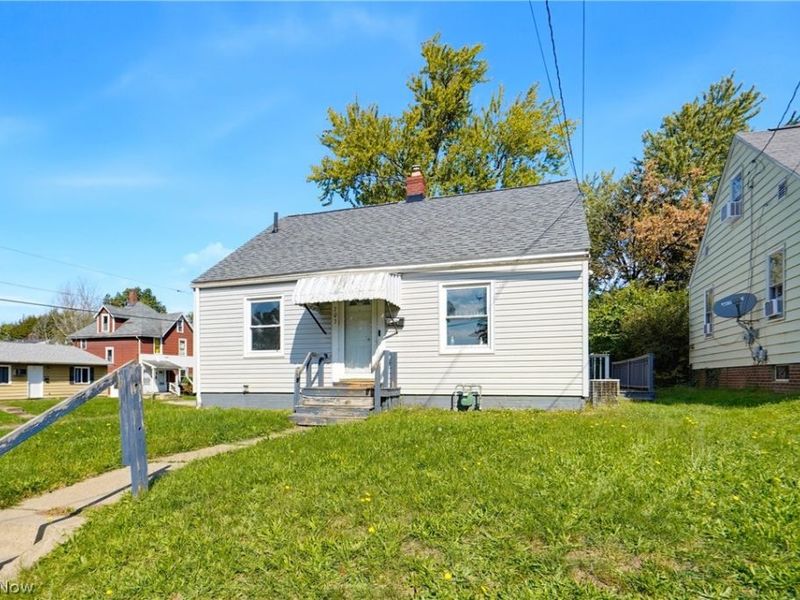 703 14th Street NE, Canton, OH 44714 Photo 2