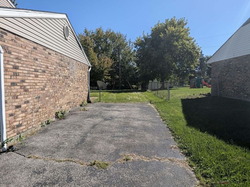 7048 Safari Drive, Dayton, OH 45424 Photo 4
