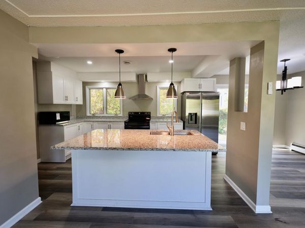 8033 Georgia Avenue N, Brooklyn Park, MN 55445