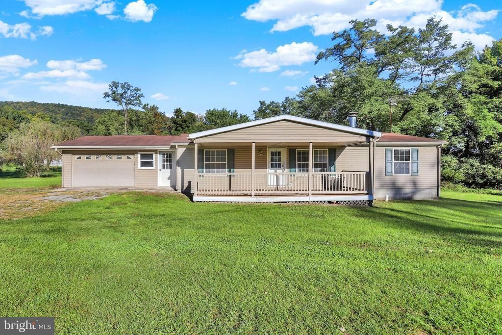 13581 MAIN STREET , FORT LOUDON, PA 17224