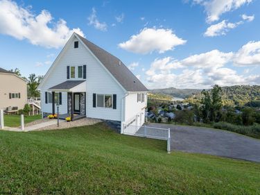 1005 Anthony Drive, Morgantown, WV 26508