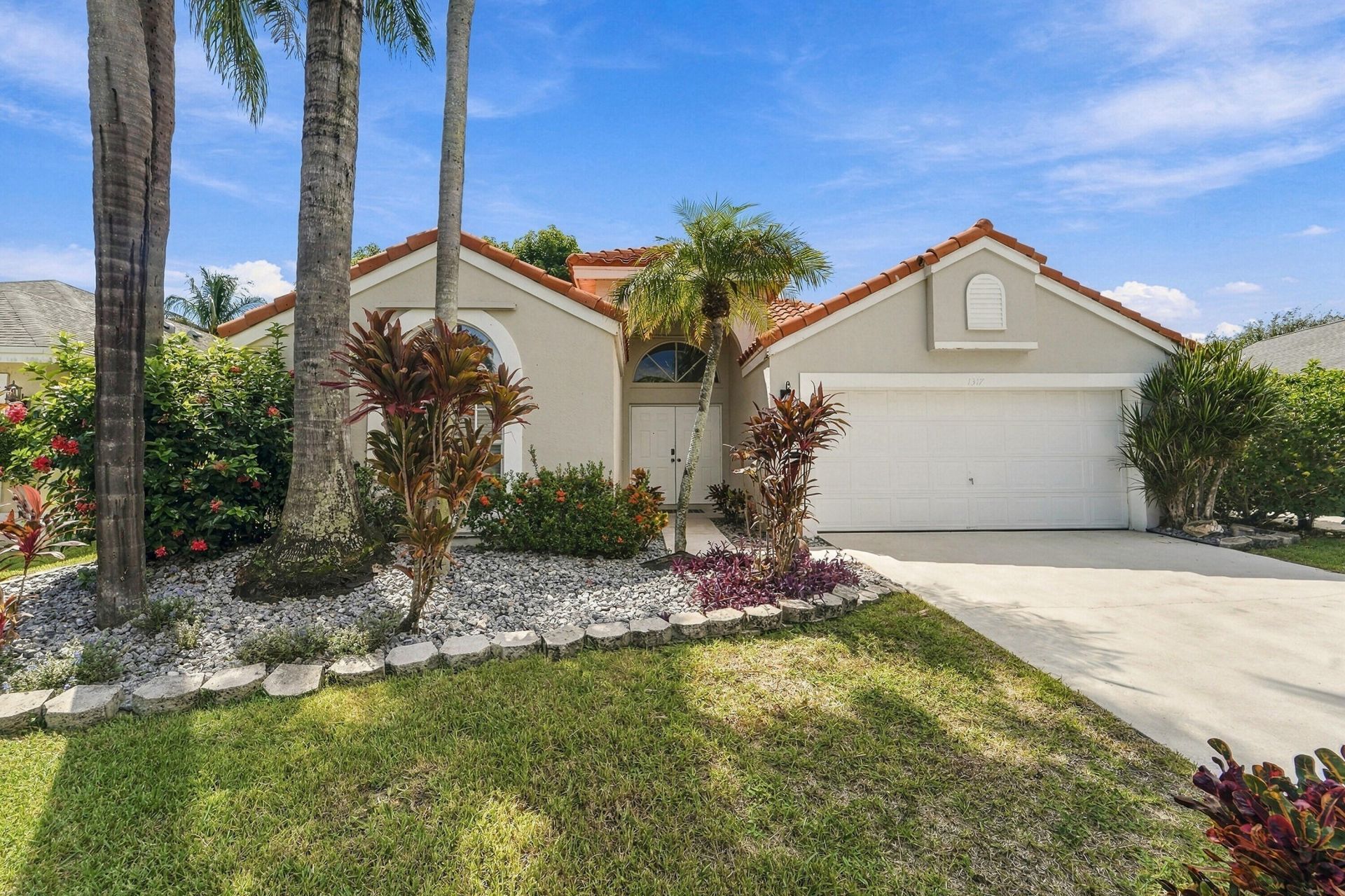 1317 Fairfax Circle E, Boynton Beach, FL 33436 Main Photo